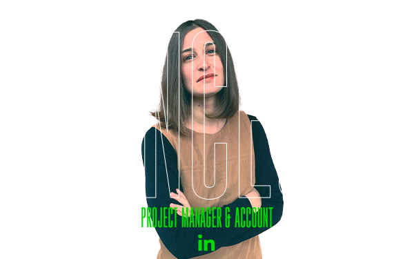 Donna con le braccia incrociate accanto a FRANCESCA, logo LinkedIn qui sotto.
