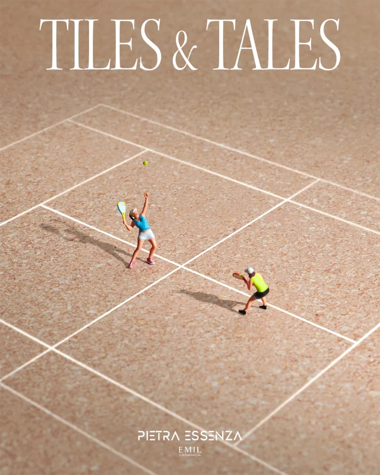 Mini tennisti su un campo di piastrelle beige, "TILES & TALES" in alto.