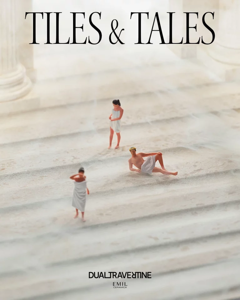 Mini figurine in abiti antichi su gradini e colonne in pietra, il testo evidenzia uno stile senza tempo.